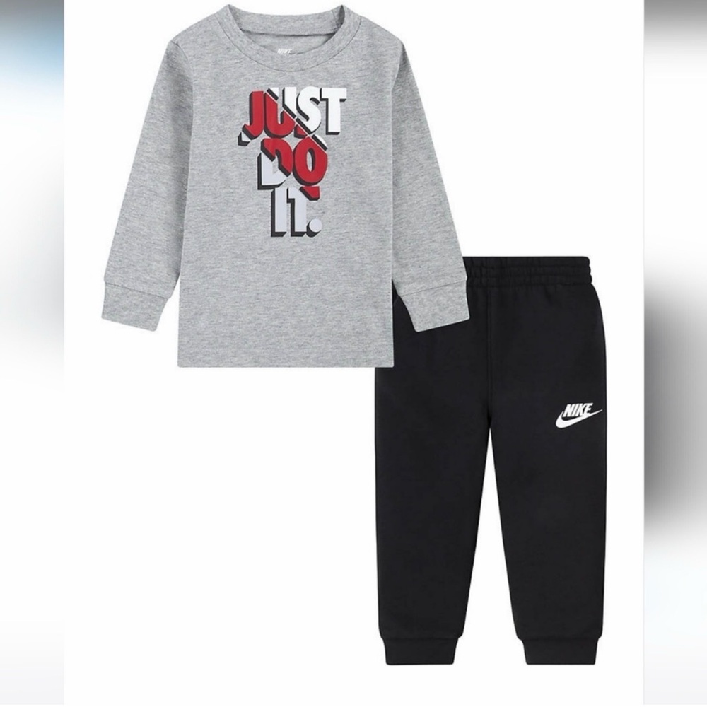 Kids' Sportswear Futura T-Shirt & Joggers Set Size 7